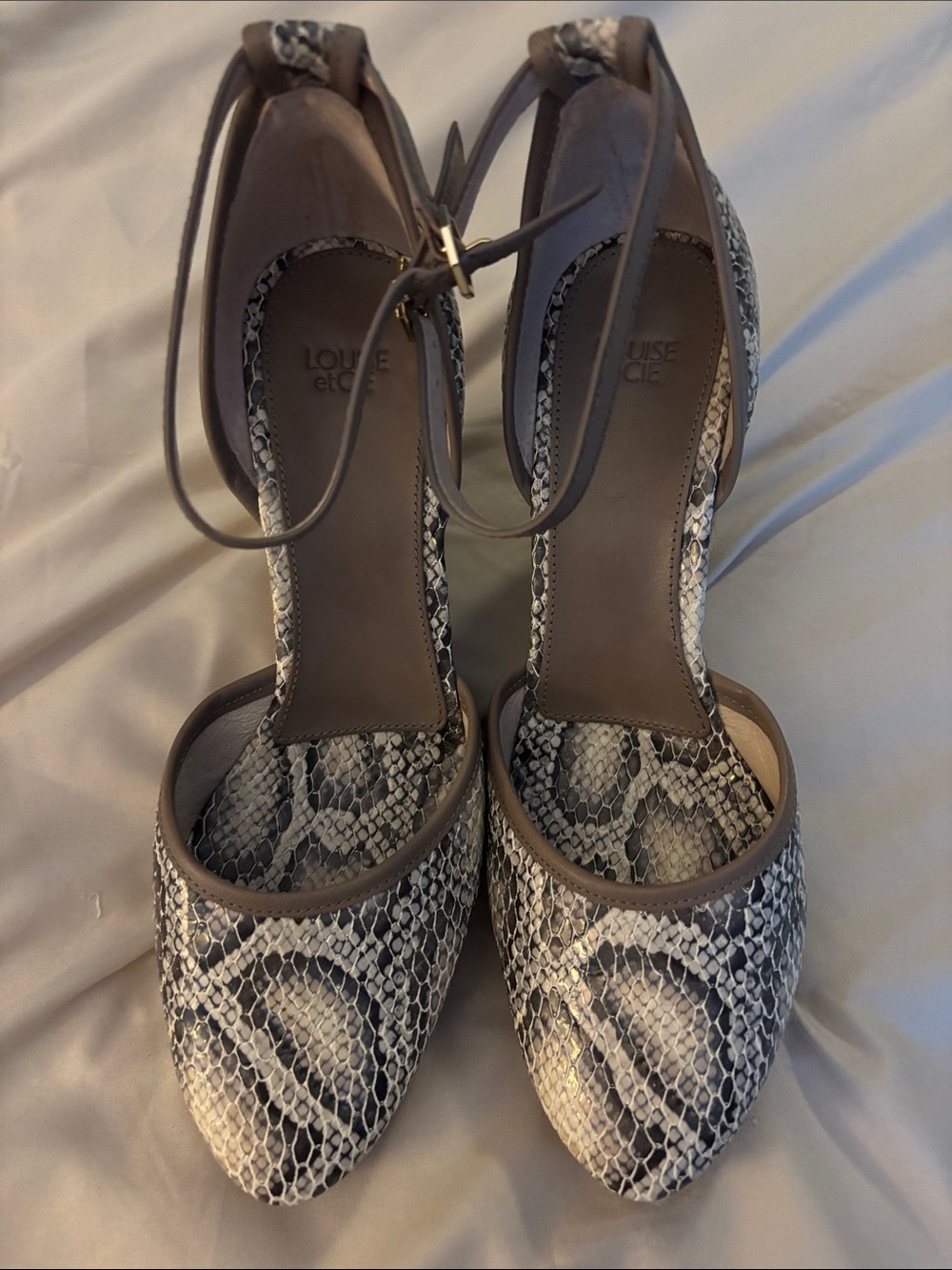 Louise et Cie Gray Snake-Print Pointed-Toe Ankle Tie Pumps